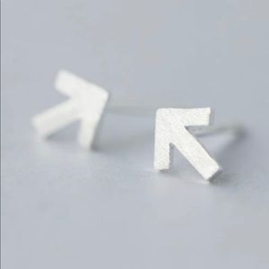 14k White Gold Plated Simple Arrow Stud Earrings